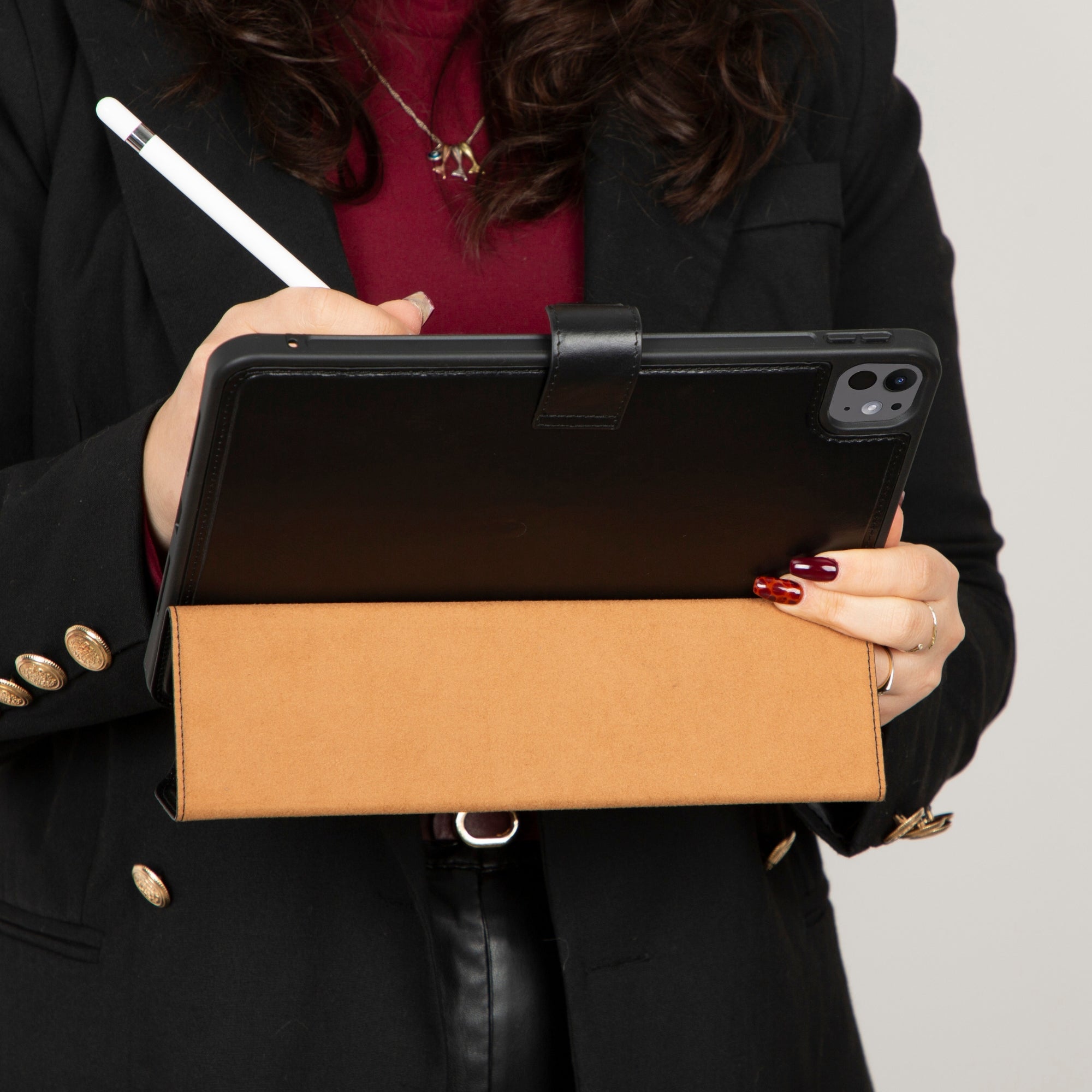 Worland Leather Case for iPad Pro 13-inch (M4)